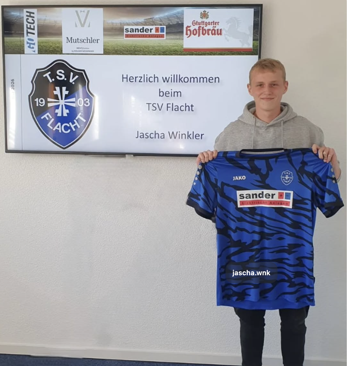 Neuzugang für die Saison 2026/2027: Jascha Winkler verstärkt die Schwarz-Blauen!